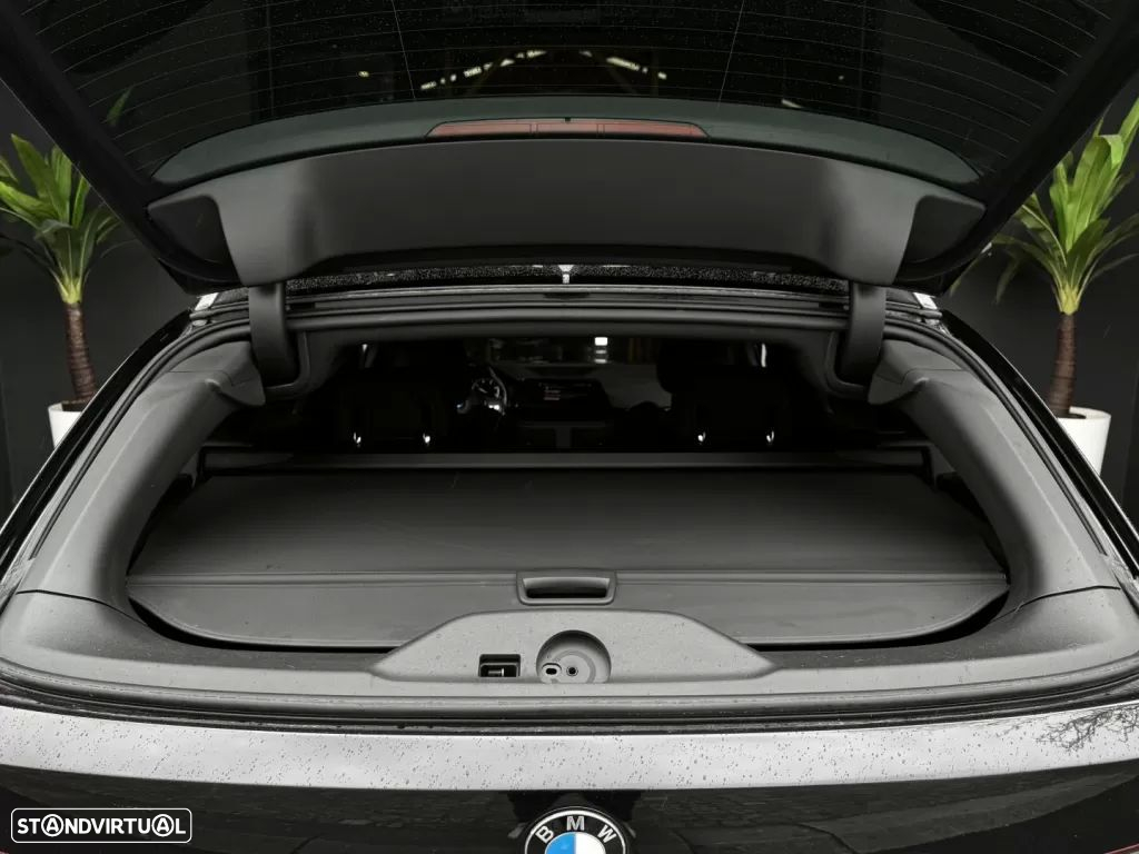 BMW 318 d Touring Line Sport Auto - 44