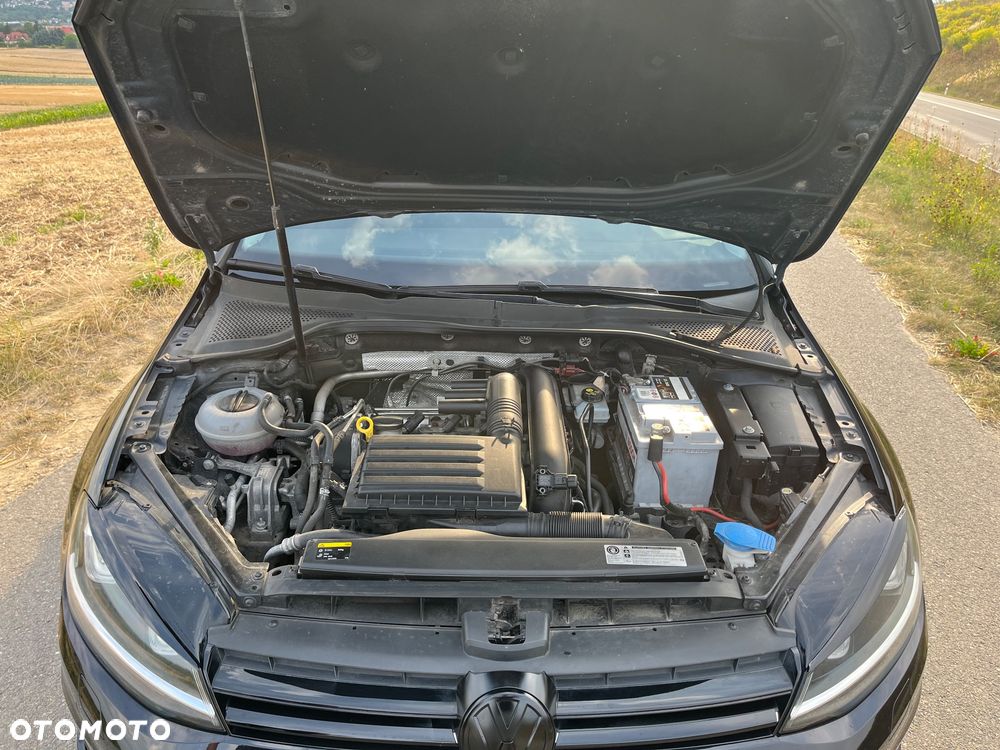 Volkswagen Golf 1.4 TSI BMT Highline - 17