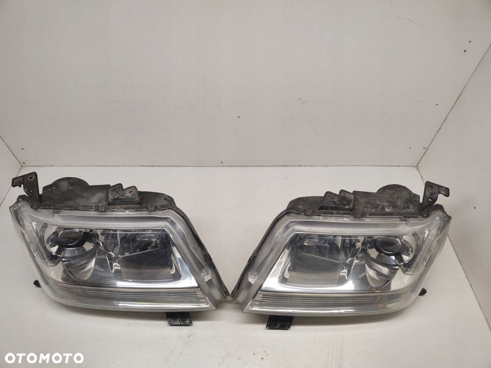 suzuki grand vitara komplet lamp zwykle lift 12- - 2