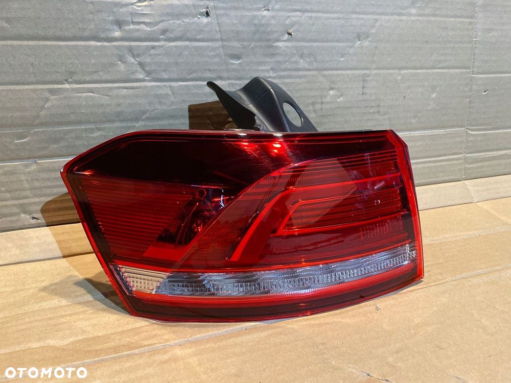 LAMPA TYŁ LEWA PASSAT B8 3G9945311 EU - 2