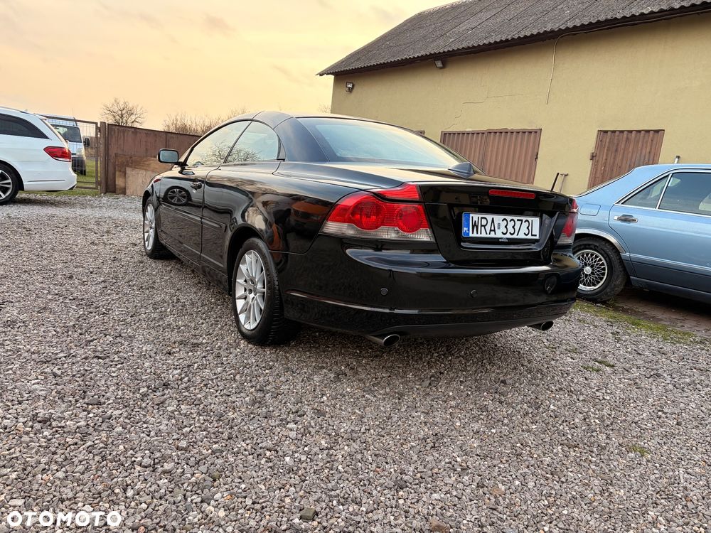 Volvo C70 T5 Momentum - 3