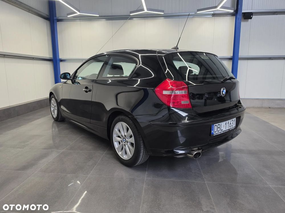 BMW Seria 1 118i - 12