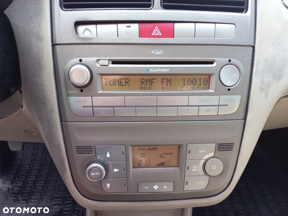 Fiat Linea 1.4 T-Jet 16V Emotion - 12