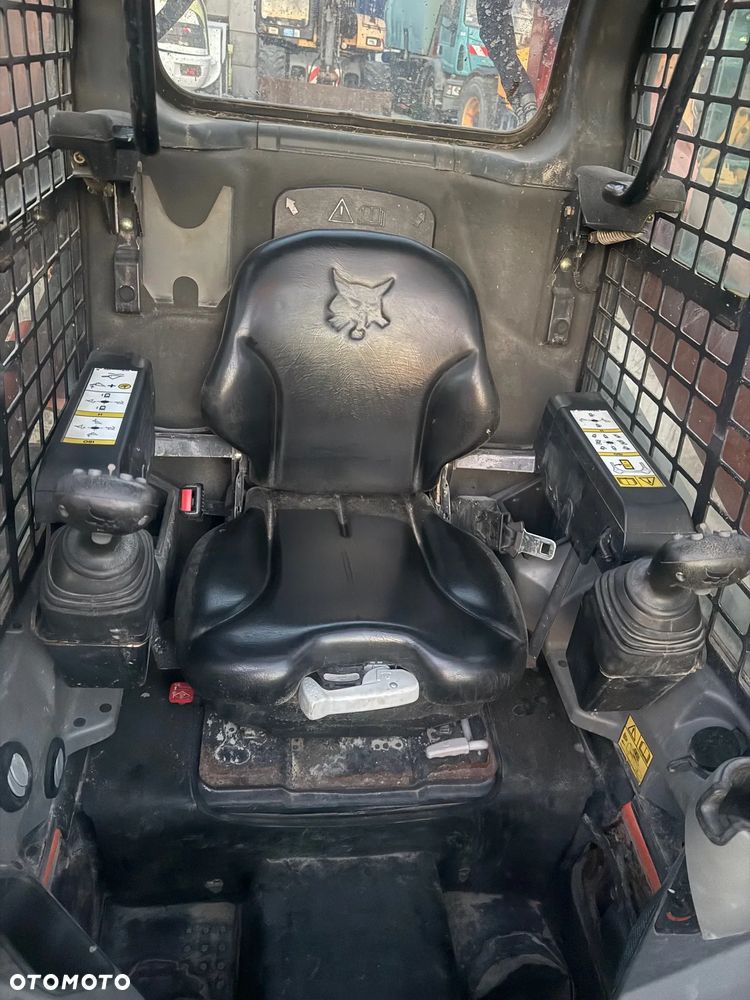 Bobcat S530 / 2017 / 3,0 t / Widły+Łyżka / Nowe Opony / Piękna Maszyna - 21