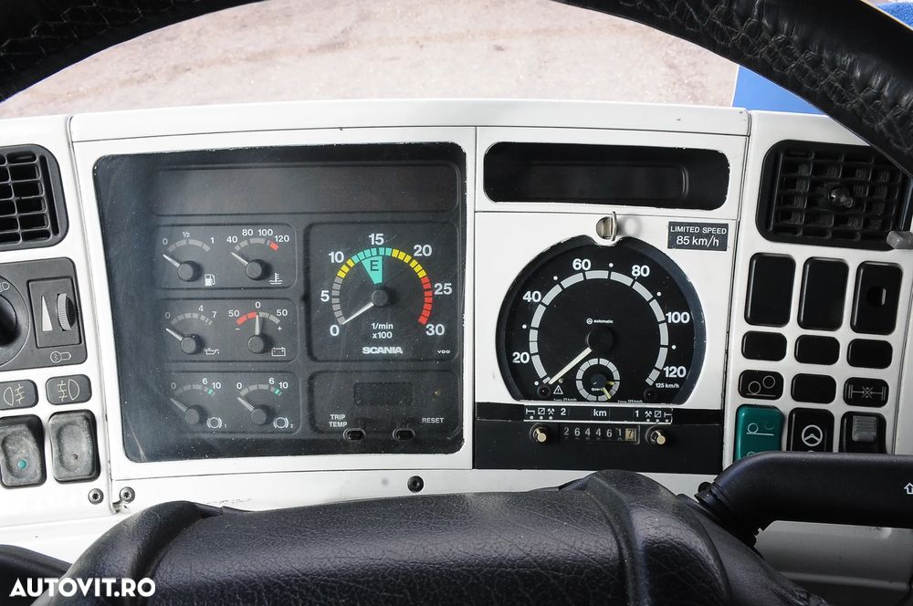 Scania Camion Scania 124L R420 - 10