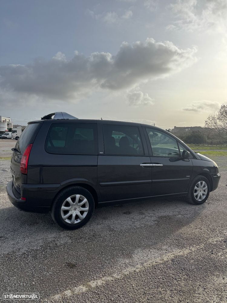 Peugeot 807 2.2 HDi Navteq - 2