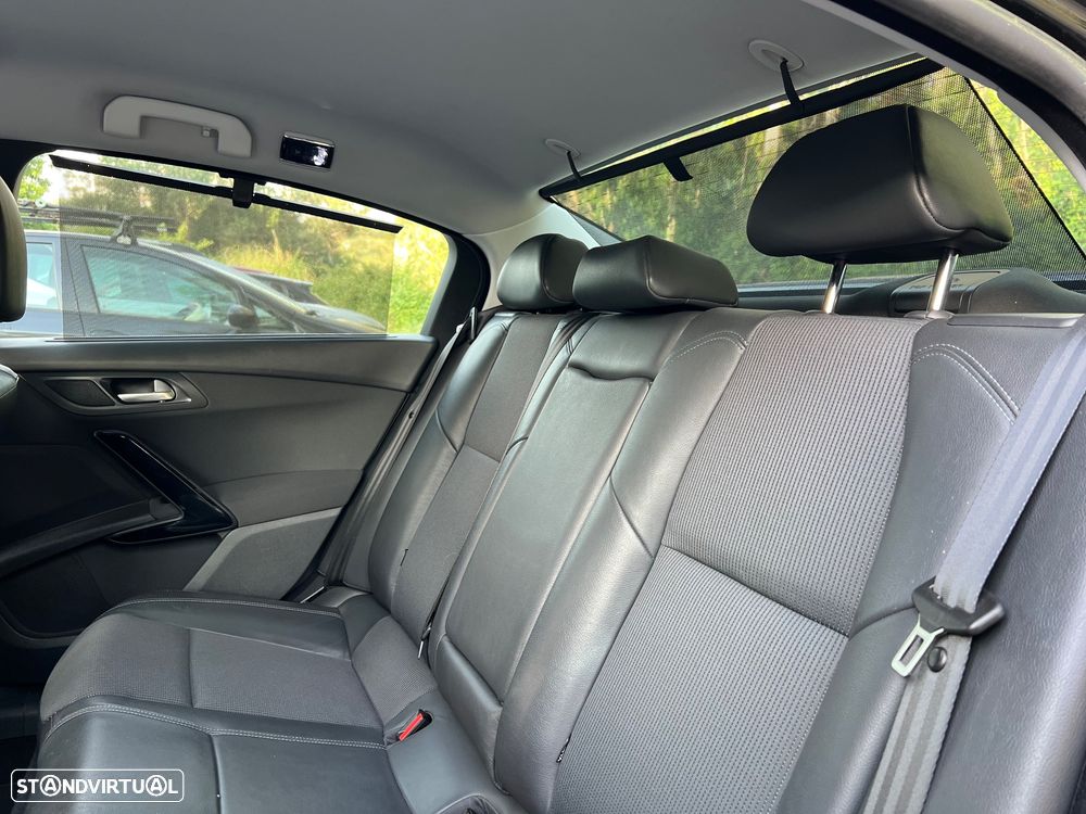 Peugeot 508 2.0 HDi Hybrid4 2-Tronic - 13
