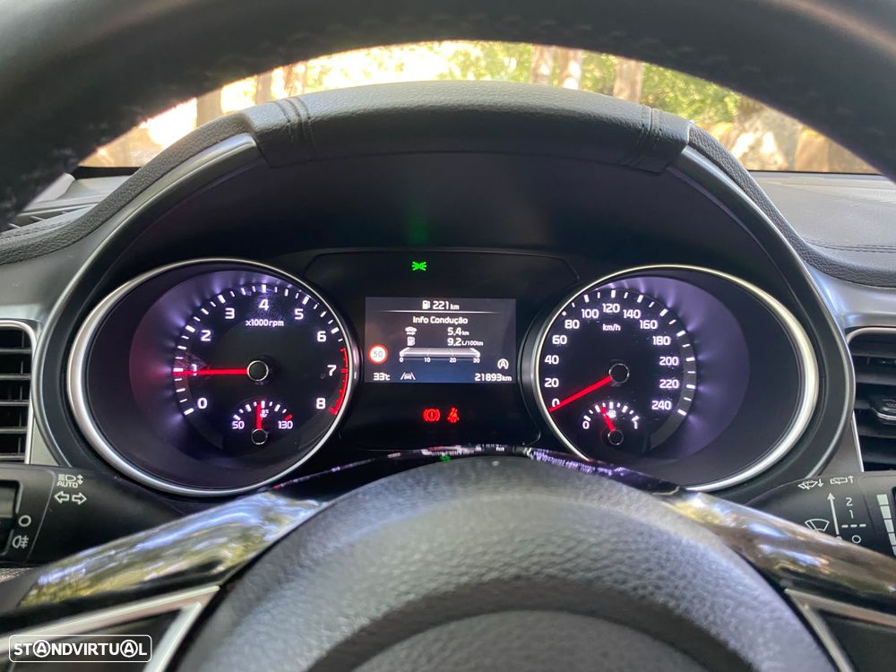 Kia XCeed 1.0 T-GDI Dynamic — fotografia 11