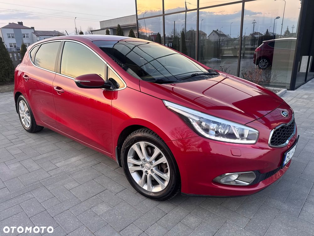 Kia Ceed 1.6 GDI Platinum Edition - 9