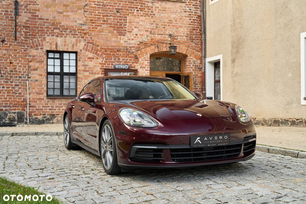 Porsche Panamera 4S - 18
