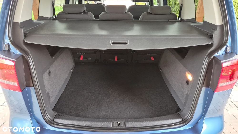 Volkswagen Touran 1.6 TDI DPF Highline - 23