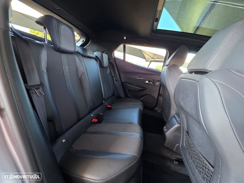Peugeot 2008 1.5 BlueHDi GT Pack EAT8 - 22