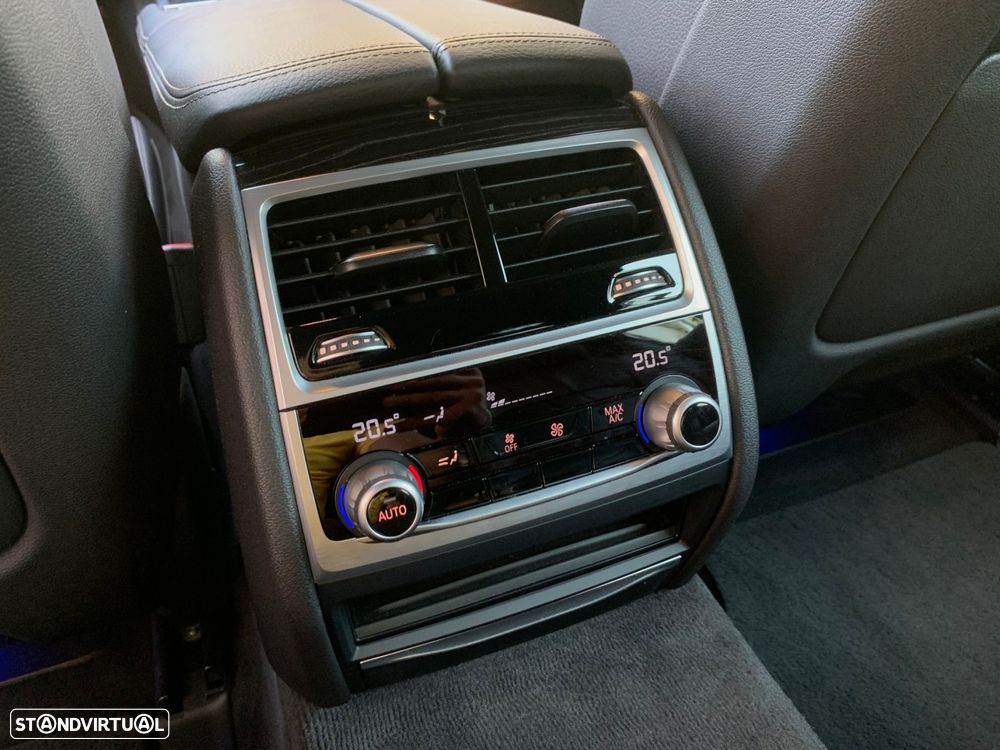 BMW 725 d Pack M - 15