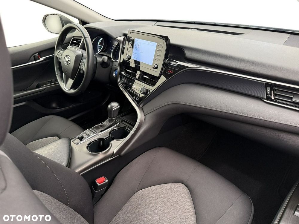 Toyota Camry - 15