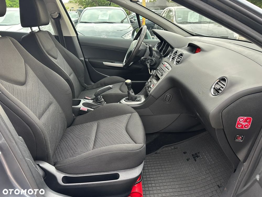 Peugeot 308 - 22