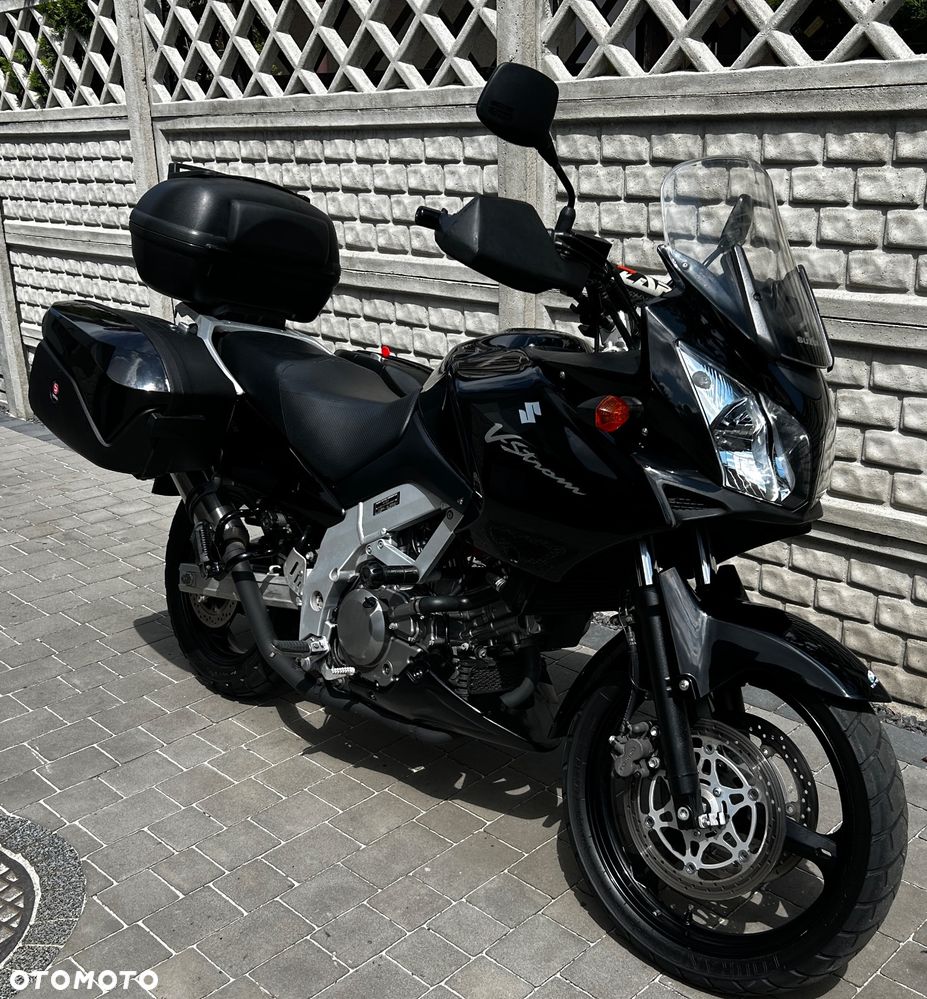 Suzuki V-STROM - 1