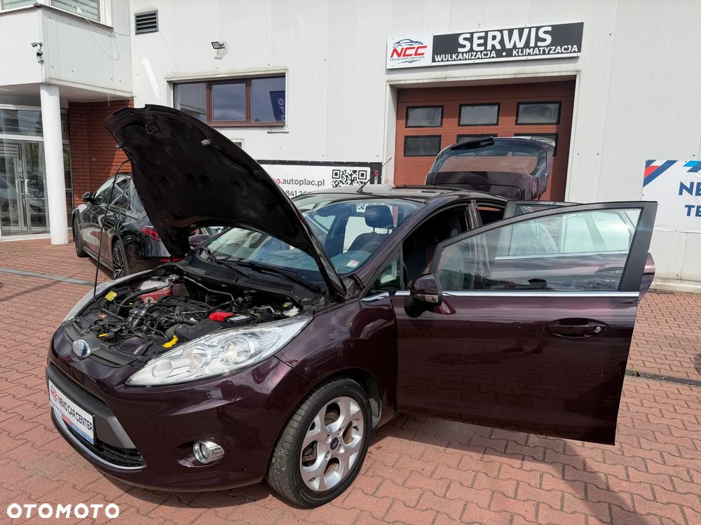 Ford Fiesta 1.4 Champions Edition - 31