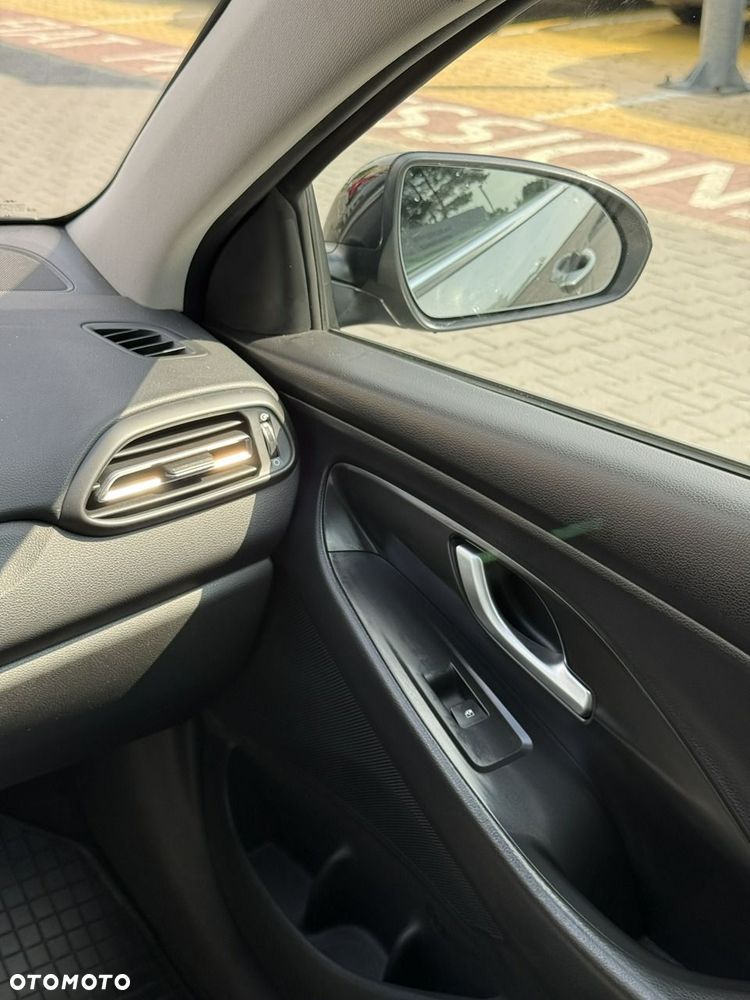 Hyundai i30 1.0 T-GDI Smart - 33
