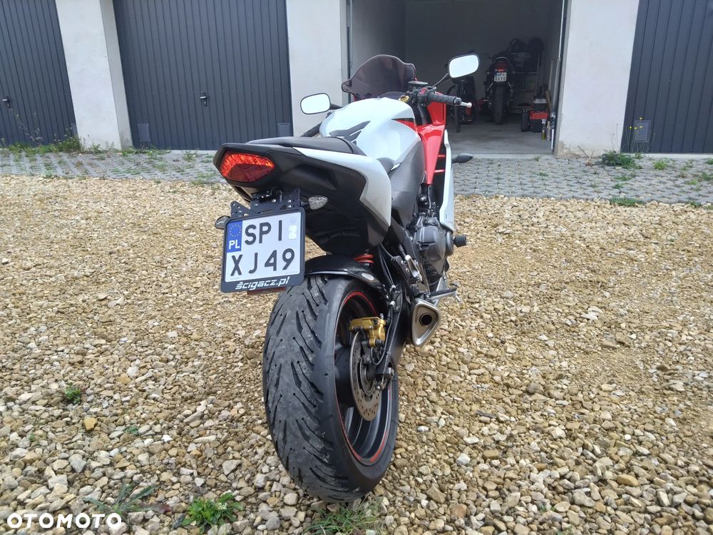Honda CBR - 4
