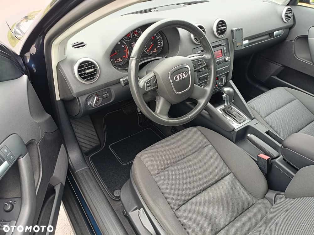Audi A3 Sportback - 6