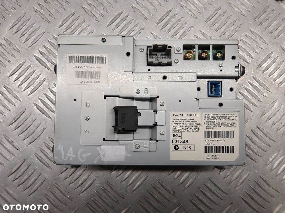 JAGUAR XF 08-11 2.7D WYŚWIETLACZ RADIA 8X23-10E889-AD - 2