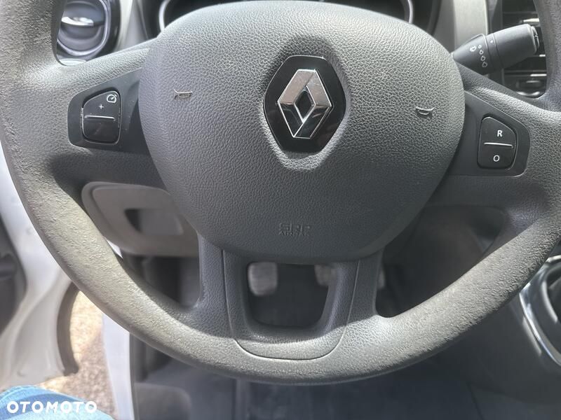 Renault Trafic - 13