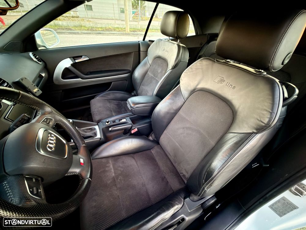Audi A3 Cabrio 2.0 TDi S-line - 29