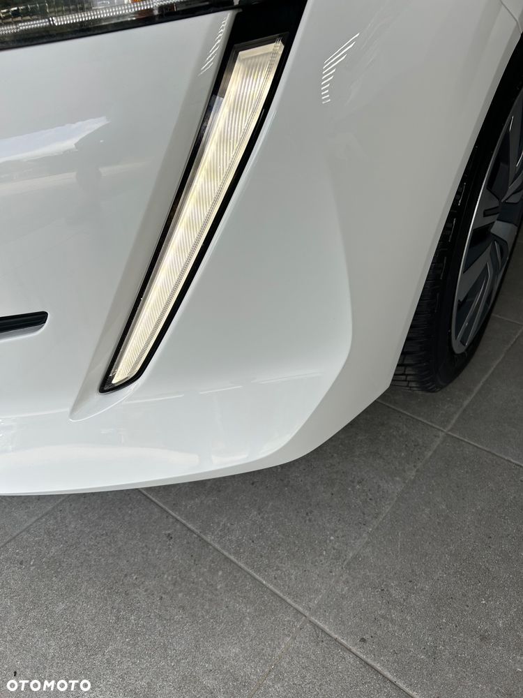 Peugeot 208 - 23