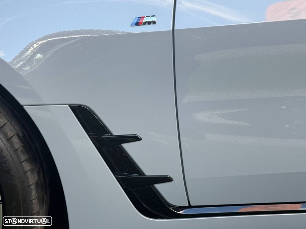 BMW i4 eDrive40 Pack Desportivo M - 37