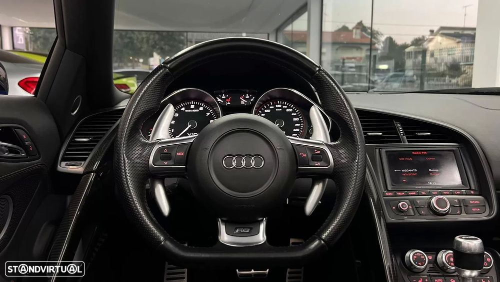 Audi R8 Spyder 5.2 FSi V10 quattro R-tronic - 19