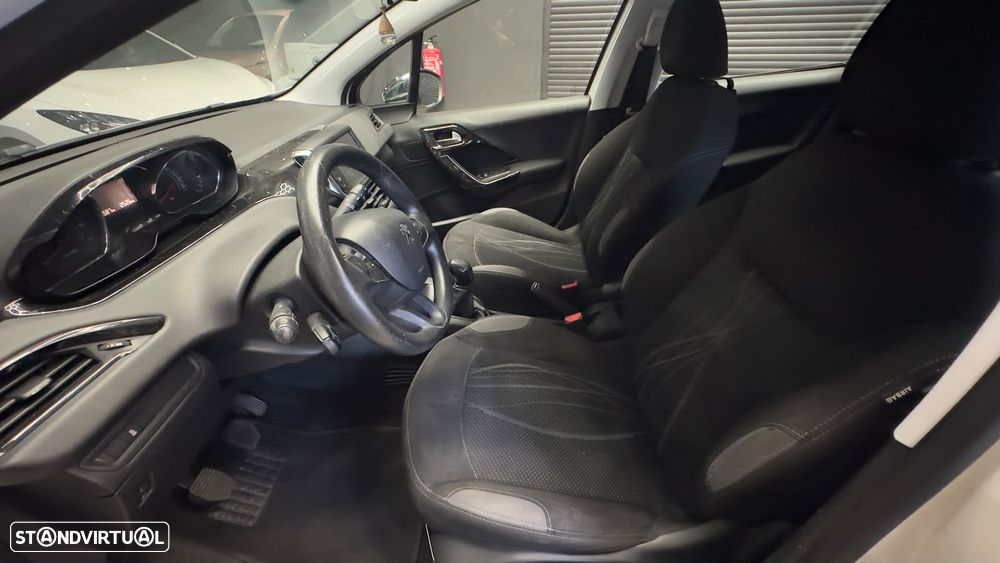 Peugeot 208 PureTech 68 Urban Move - 16