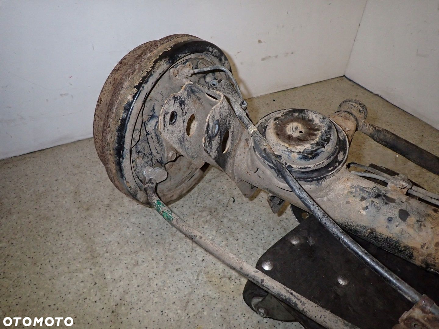 DAIHATSU TERIOS 00-06 MOST TYLNY - 8