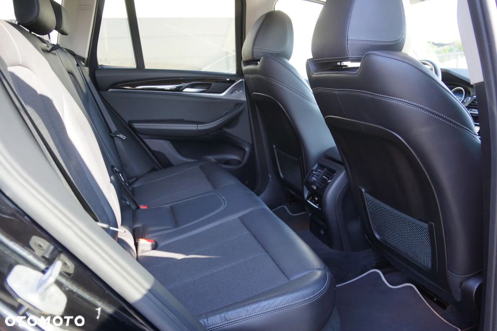 BMW X3 xDrive20d - 30