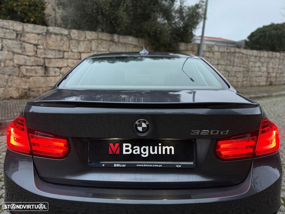 BMW 320 d - 17