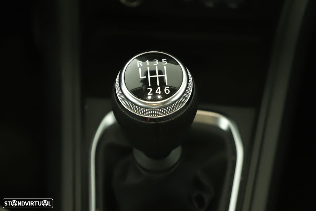 Renault Captur 1.0 TCe Techno Bi-Fuel - 13