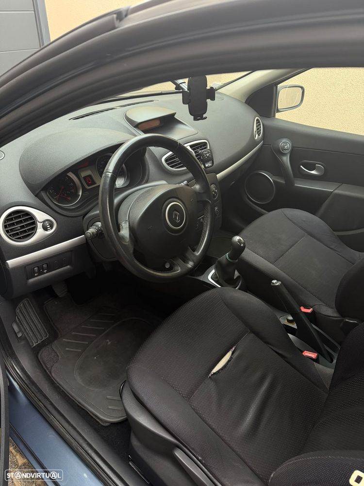 Renault Clio 2007 photo 5