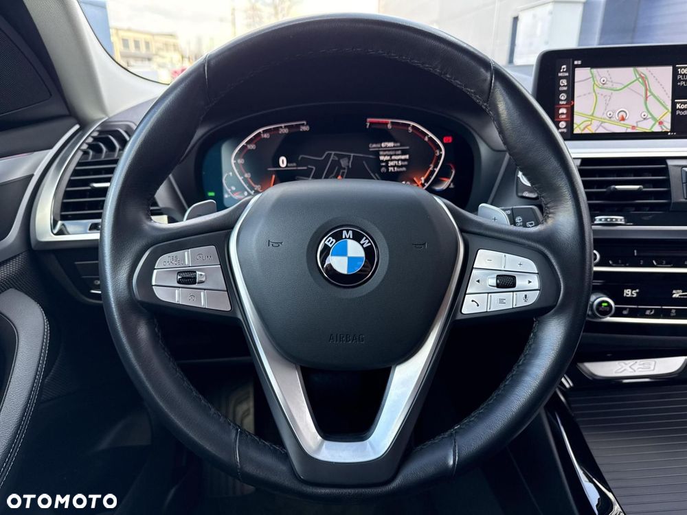 BMW X3 xDrive30i GPF Advantage - 29
