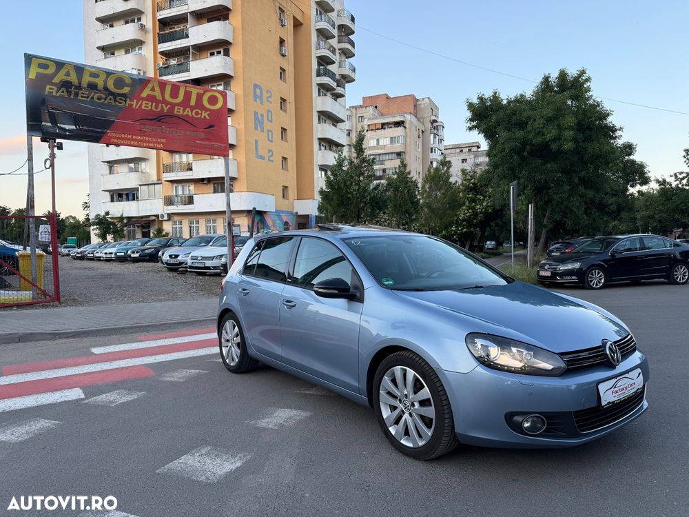 Volkswagen Golf - 2