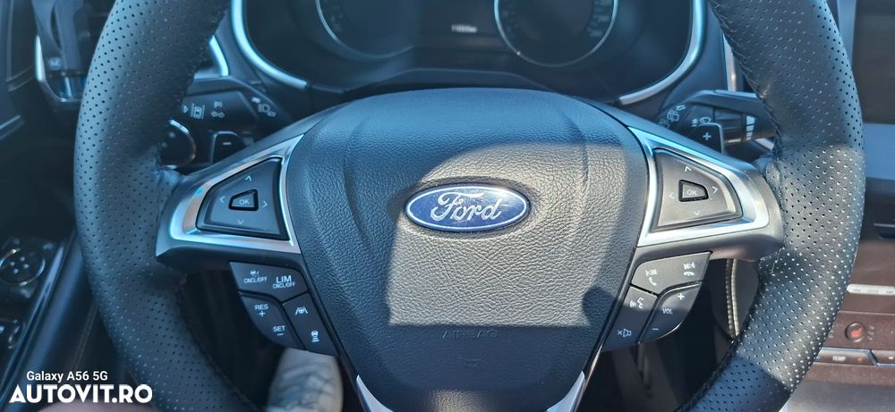 Ford Edge 2.0 Panther A8 AWD Titanium - 23