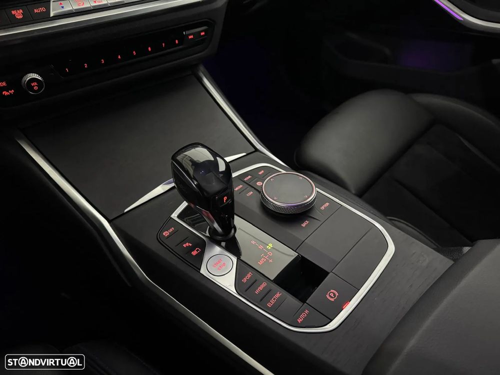 BMW 330 e Touring Pack M Auto - 17