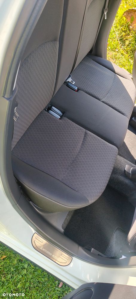 Mitsubishi Space Star - 17
