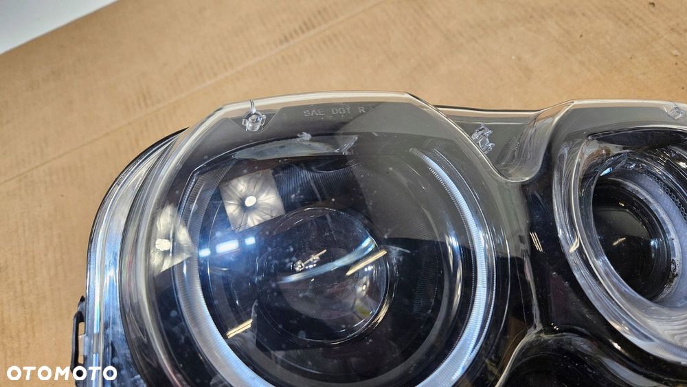 lampa przód przednia prawa dodge challenger zamiennik - 6