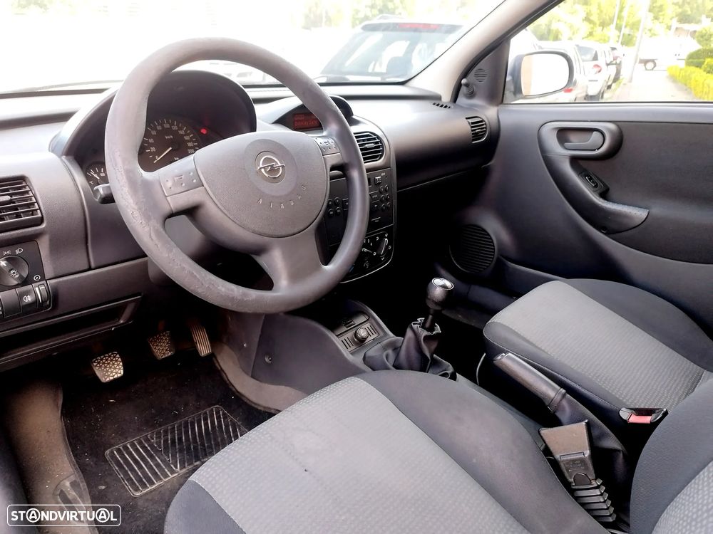 Opel CORSA - 20