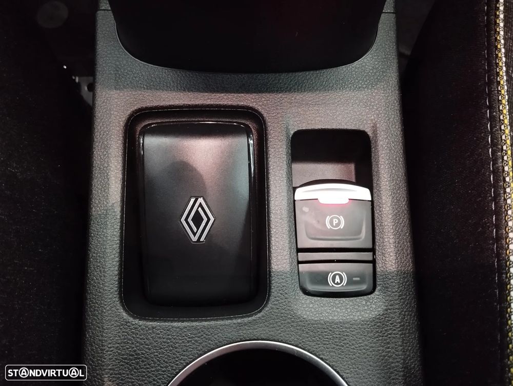 Renault Captur 1.0 TCe Techno Bi-Fuel - 39