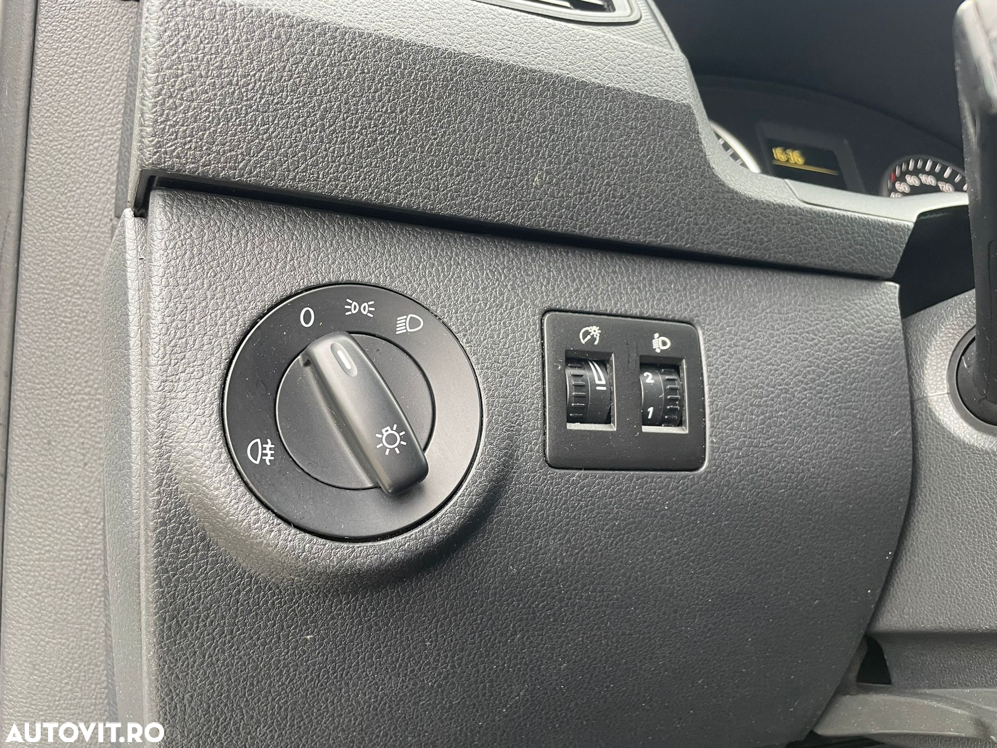 Volkswagen Caddy FRIGORIFIC MAXI - 28