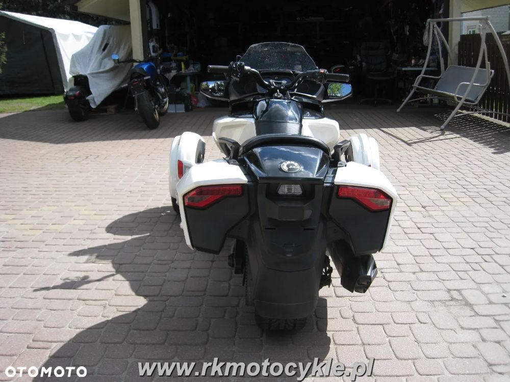 Can-Am Spyder - 4