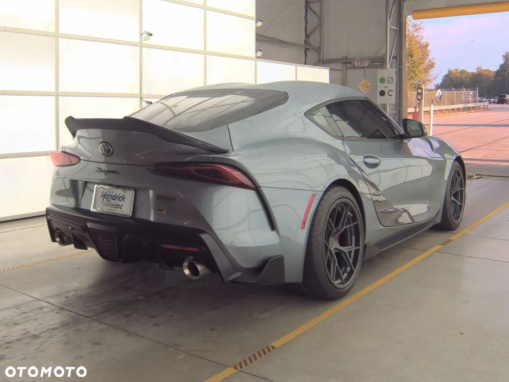 Toyota Supra - 4