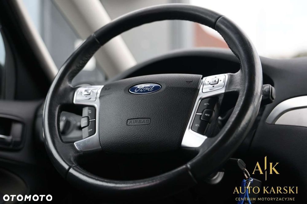 Ford S-Max - 28