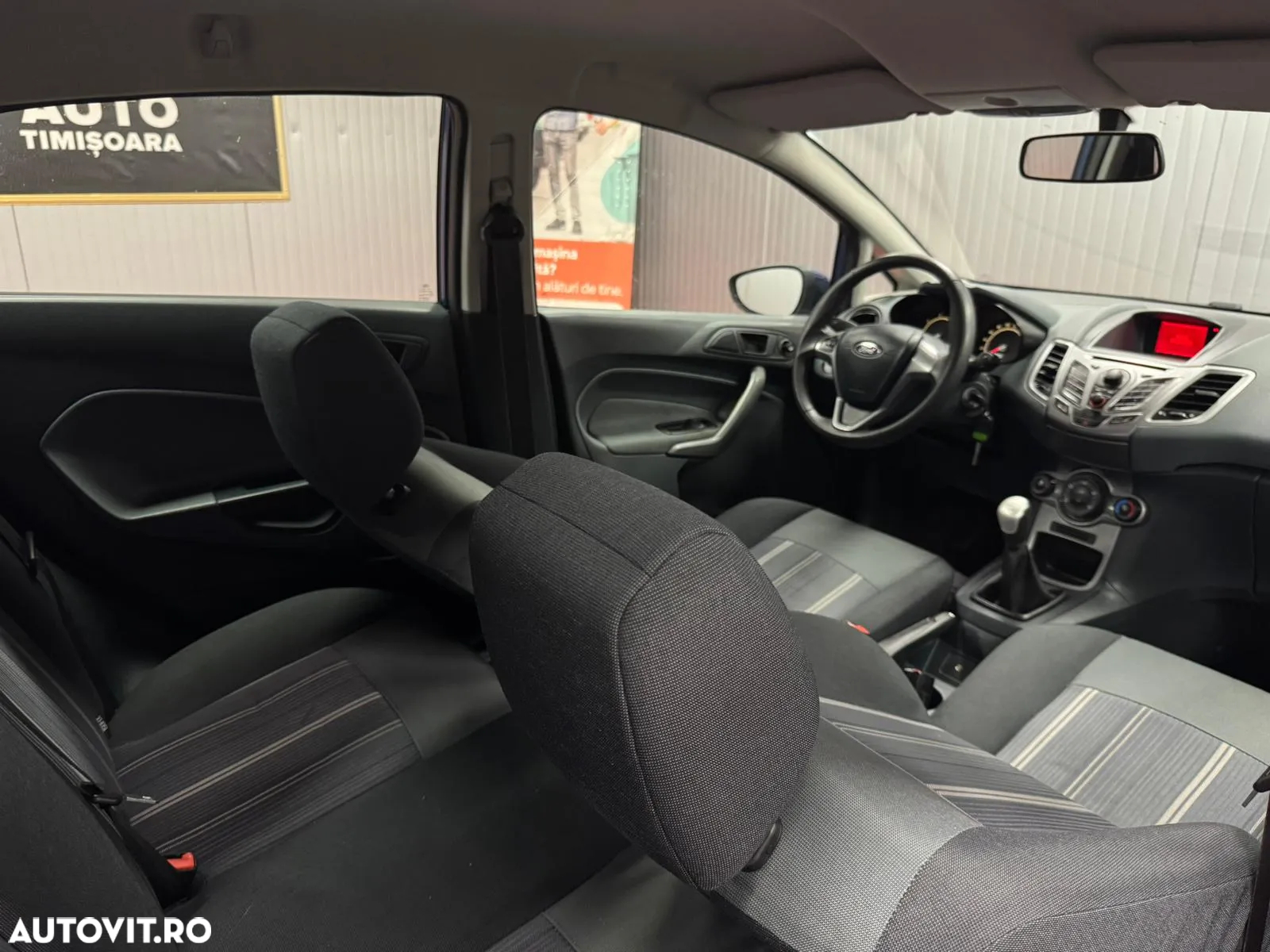 Ford Fiesta - 15