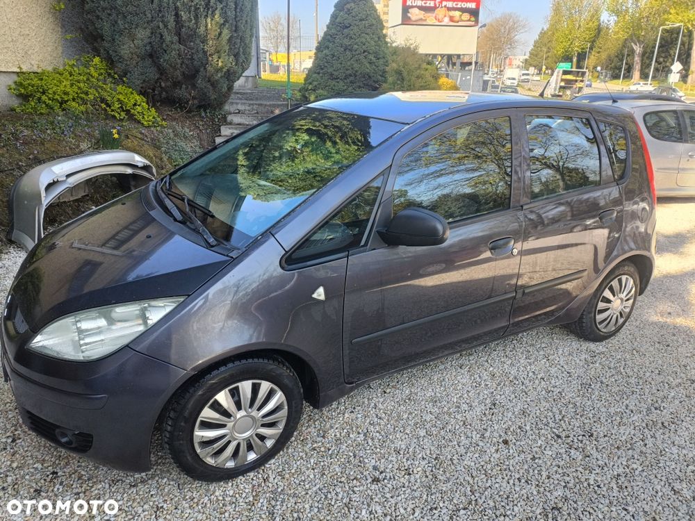 Mitsubishi Colt - 1